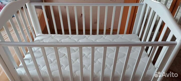 Детская кроватка Гандылян + матрац + мобиль