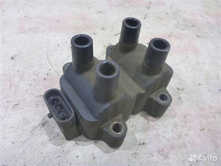 Катушка зажигания Renault Symbol LB0C K7JA700 2003