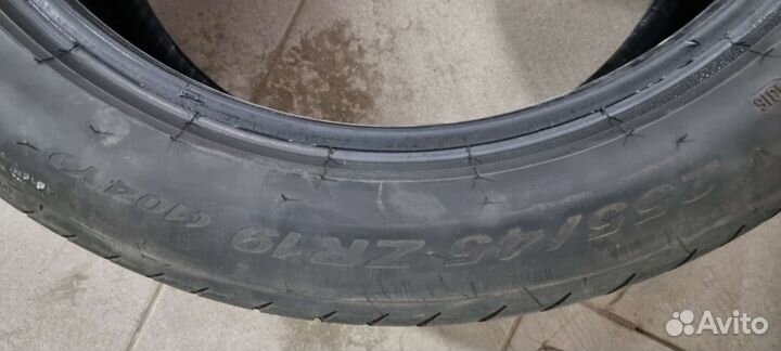 Pirelli P Zero 255/45 R19 и 285/40 R19 109Y