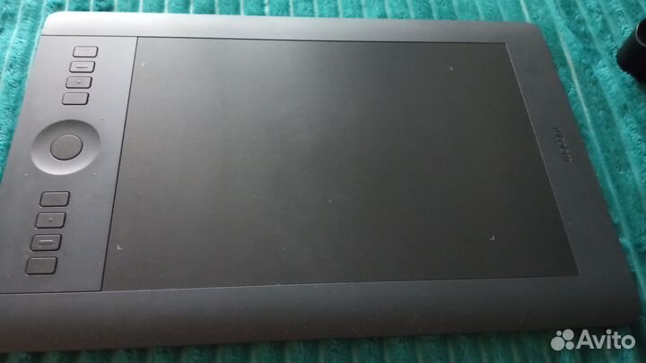 Wacom Intuos Pro Medium (PTH651)