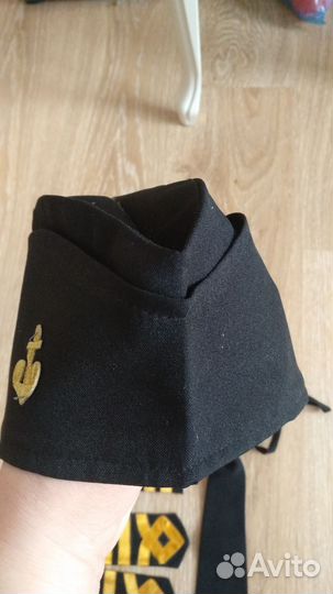 Галстуки,бабочка,школьные