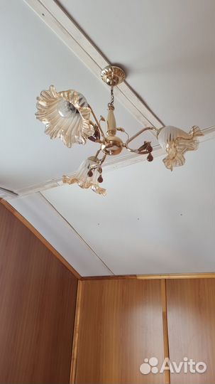 Люстры потолочные 2 шт