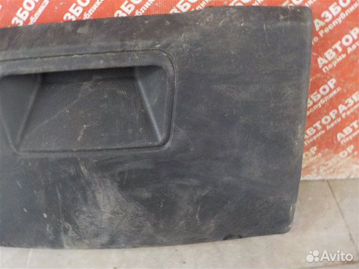 Обшивка двери багажника LADA X-Ray 21129 2016
