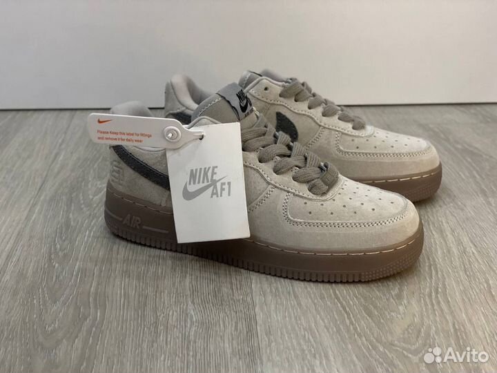 Кроссовки Nike air force 1