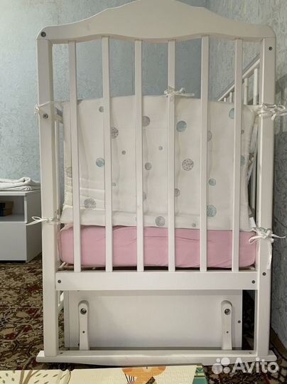 Детская кроватка