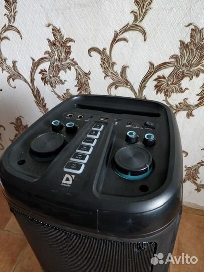 Продам музыкальную колонку Boomer 60