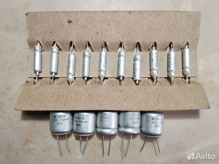 Конденсаторы и проволочные резисторы СССР