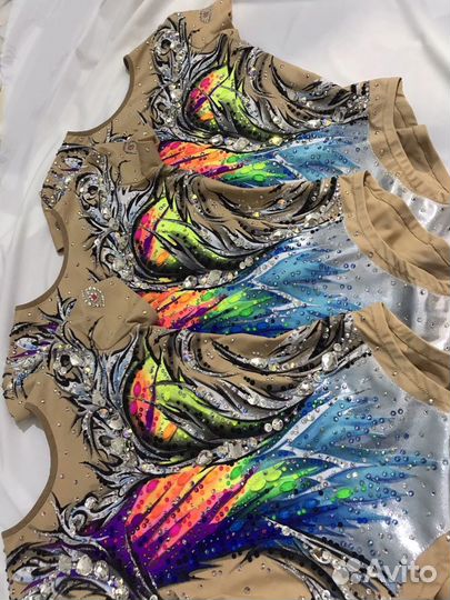 Пошив и роспись спортивных купальников