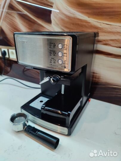 Кофемашина Vitek рожковая бу