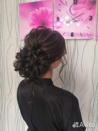 Прически-макияж