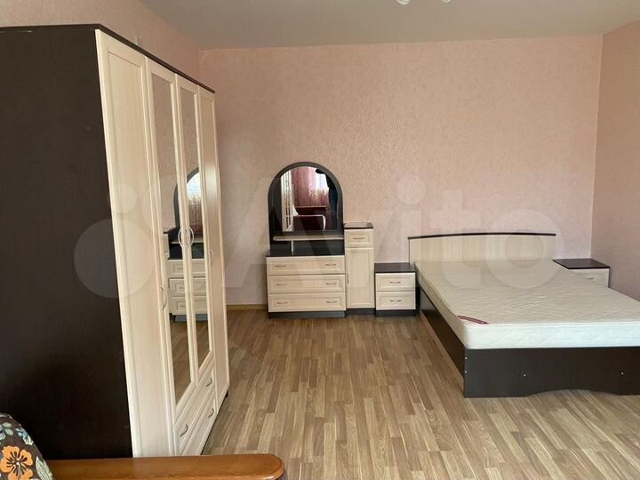1-к. квартира, 53 м², 2/9 эт.