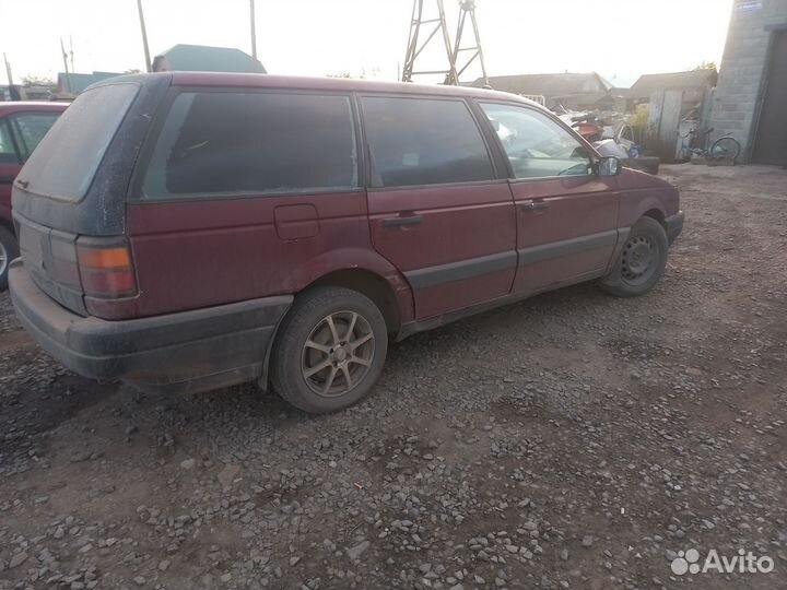 Volkswagen Passat 1.6 МТ, 1990, 480 000 км
