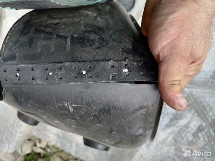 Подкрылок задний левый Киа Рио 4