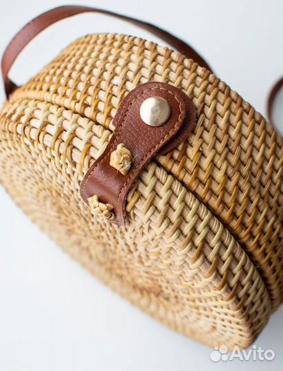 Сумка плетёная круглая из ротанга