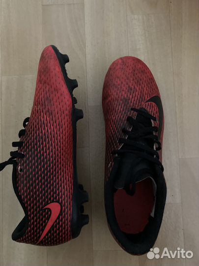 Футбольные бутсы