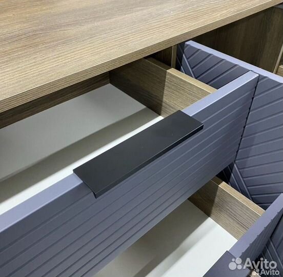 Дизайнерский комод