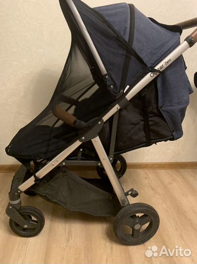 Прогулочная Коляска Oyster Zero с накидкой на ножк