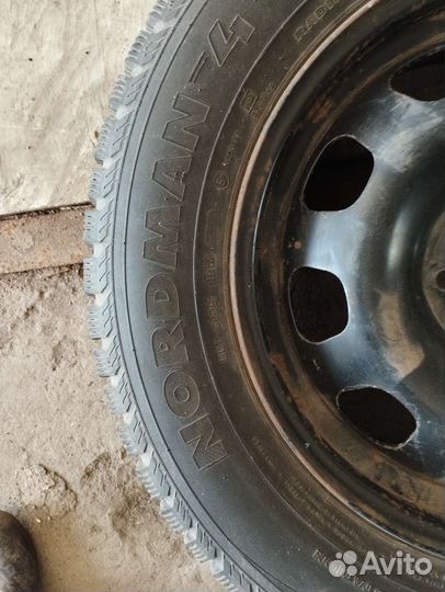 Nordman Nordman 4 215/65 R16