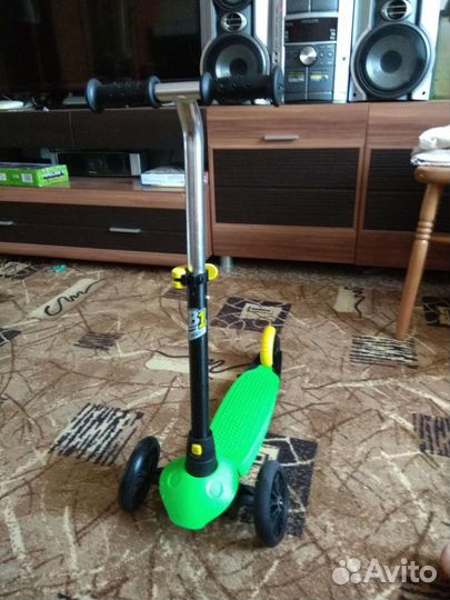 Продам детский самокат