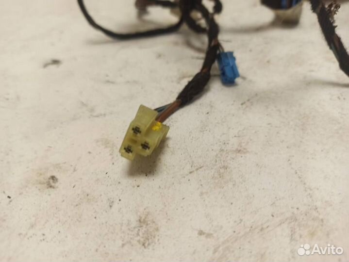 Проводка (коса) A1664401709