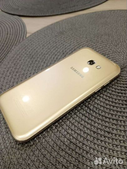 Samsung a890
