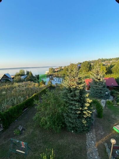 Коттедж 180 м² на участке 15 сот.