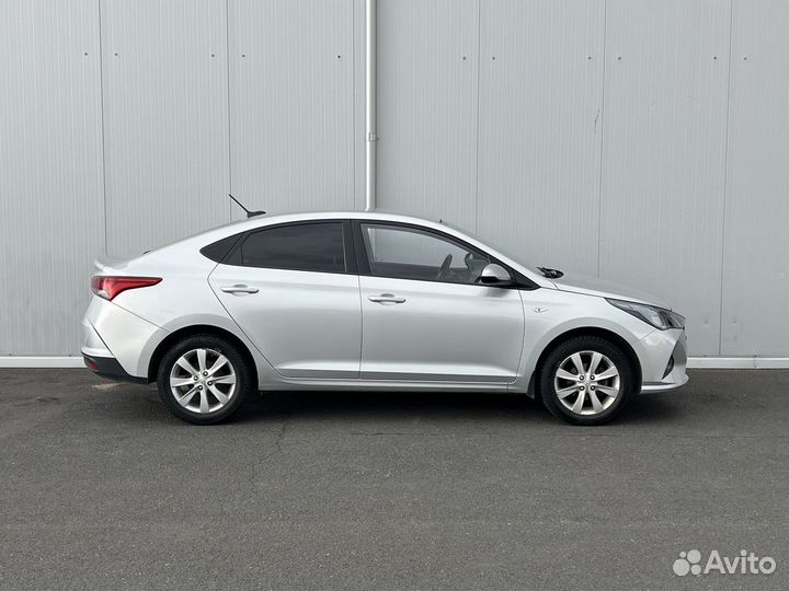 Hyundai Solaris 1.6 AT, 2021, 54 000 км