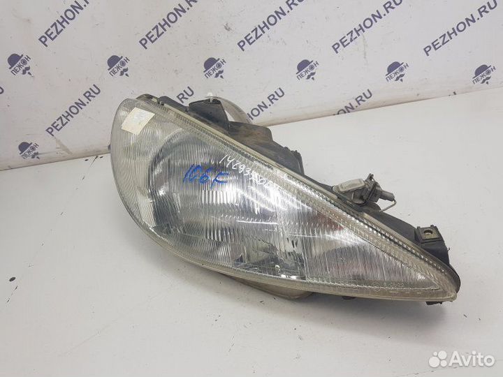 Фара правая Peugeot 206