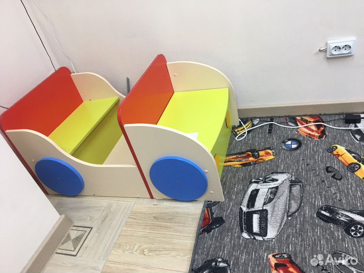 Машинка тумба