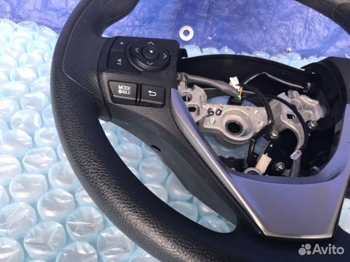 Руль Toyota Corolla E170 2zrfe 2016