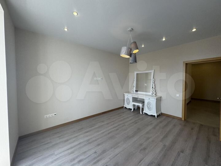 2-к. квартира, 75,5 м², 15/19 эт.