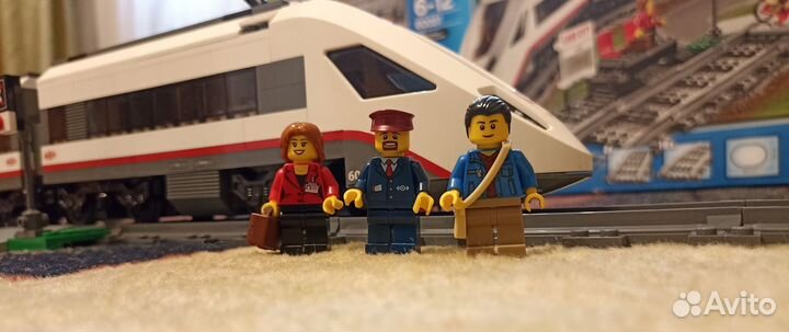 Набор lego City пассажирский поезд 60051