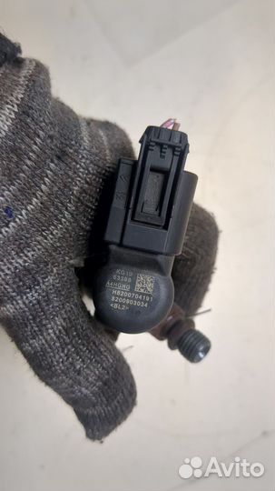 Форсунка топливная Nissan Juke, 2011