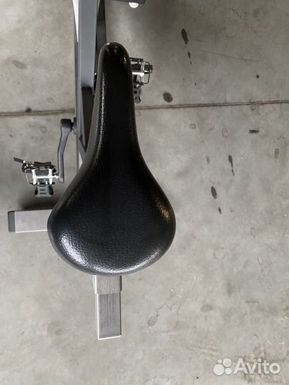 Велотренажер, сайкл, спин-байк Precor