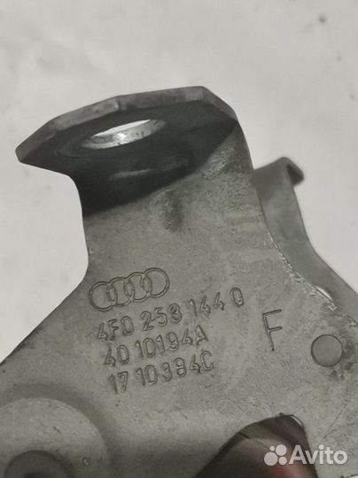 Крепление глушителя Audi A6 (C6,4F) 2005-2011