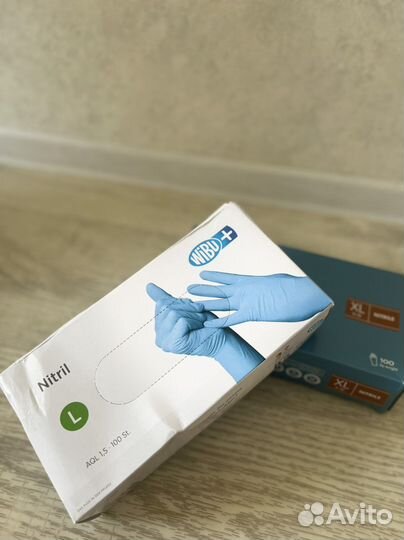 Перчатки медицинские нитриловые