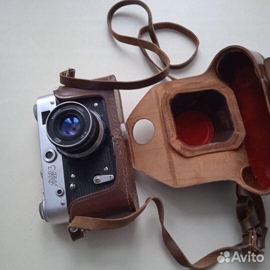 Пленочный фотоаппарат Зоркий и фэд 3