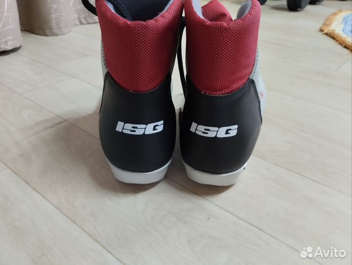 Лыжные ботинки isg 502