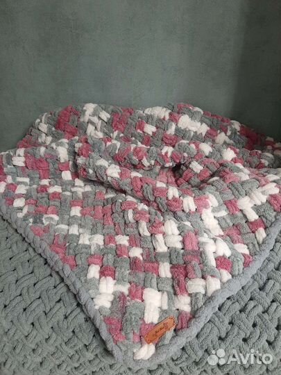 Плед детский плюшевый,новый,ручная вязка