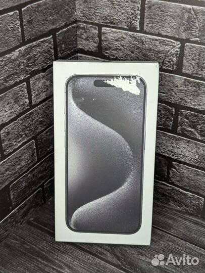 iPhone 15 pro 128 Titanium black (e-sim )