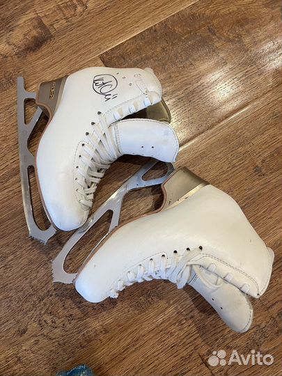 Коньки для фигурного катания edea