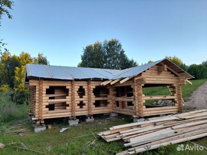 Бригада строителей