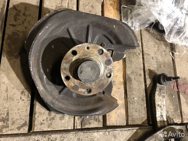 Поворотный кулак задний левый VAG 1K0435P