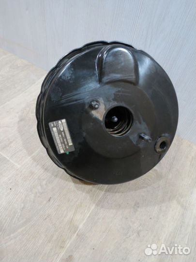 Вакуумный усилитель тормоза Ford Focus 3