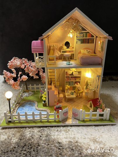 Домик кукольный