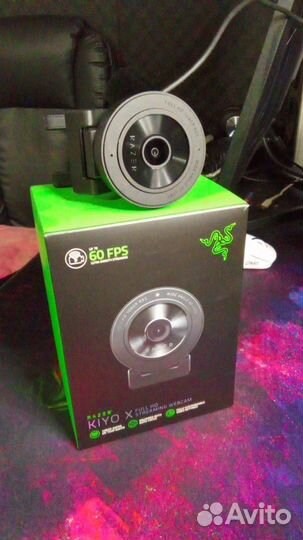 Вебкамера razer kiyo