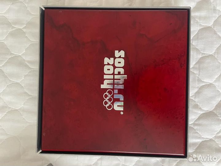 Монеты 200рублей.серебро вес 3кг