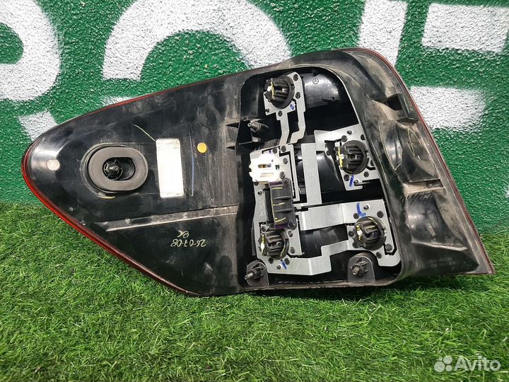 Фонарь задний правый на Mercedes W164