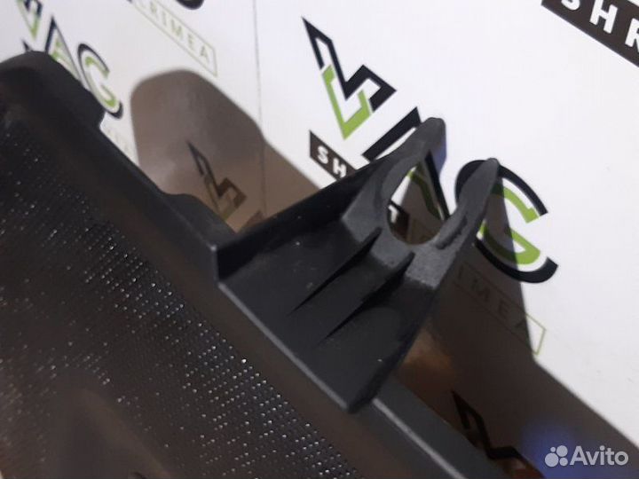 Декоративная крышка двигателя Skoda Fabia MK1