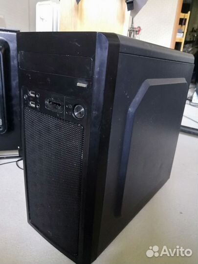 Корпус mini atx с блоком питания 450 ватт